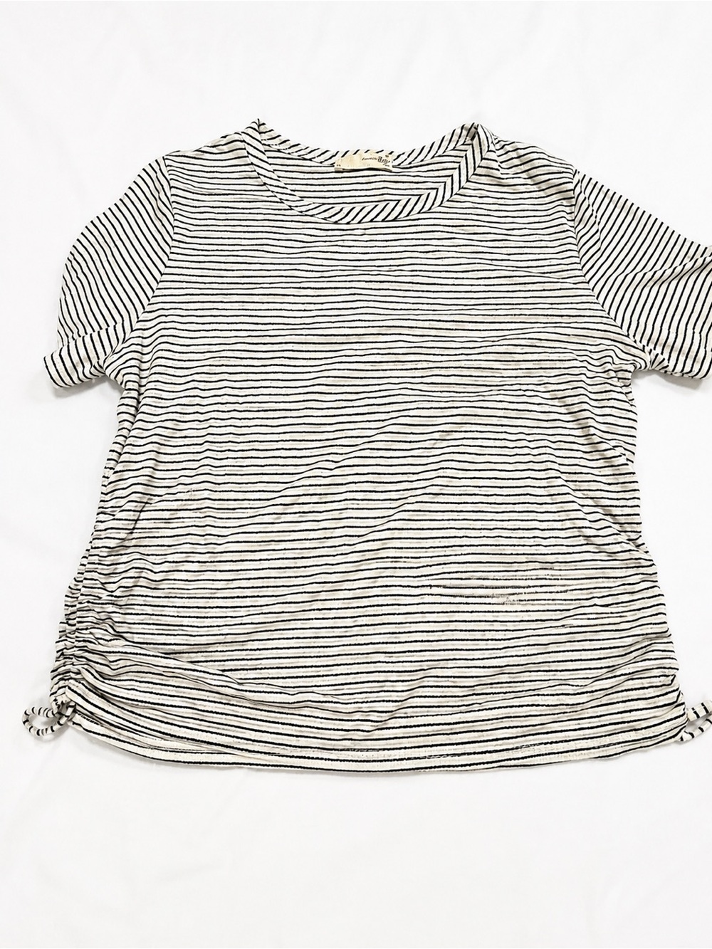 Forever Rose Couture Women’s XL Black White Striped Side Ruched Short Sleeve Top